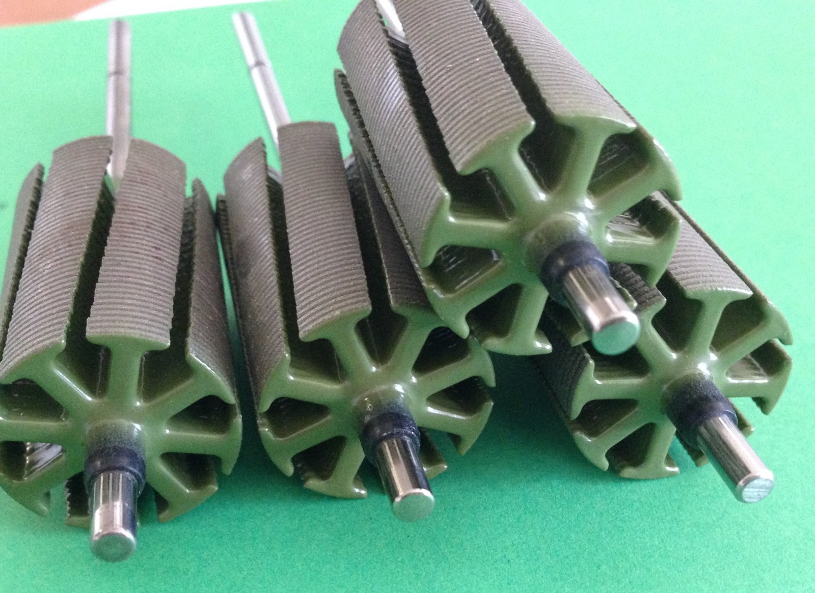 SPRAY COATING ROTOR INSULATION